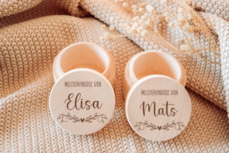 Milchzahndose personalisiert - Blumenkranz