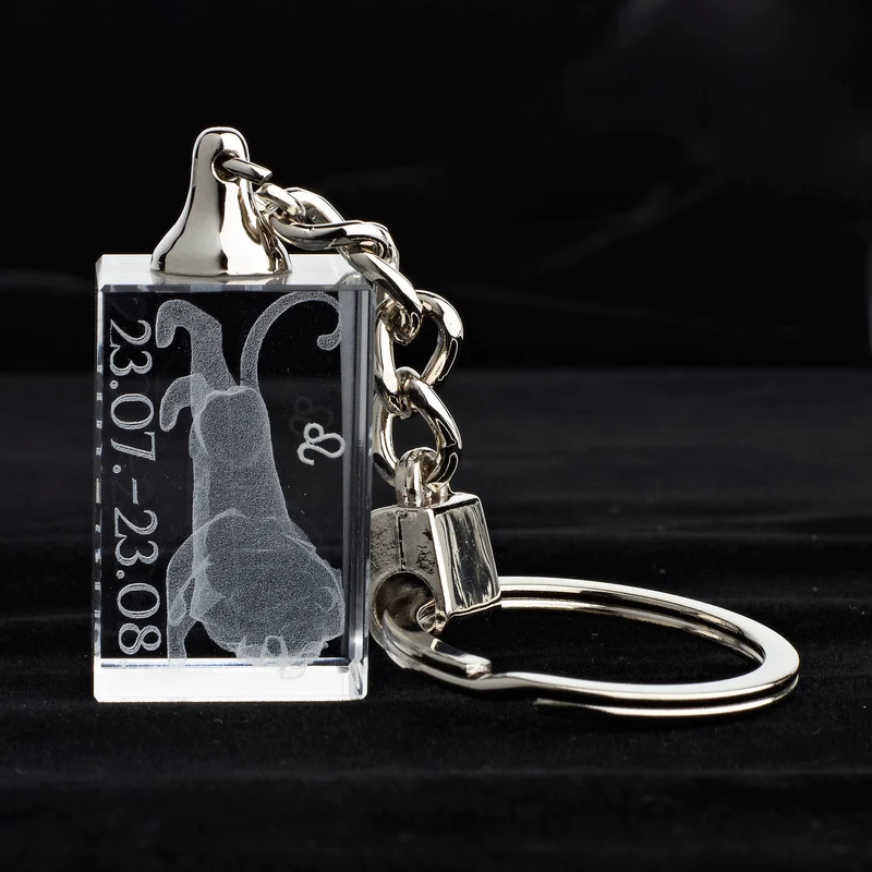 Glasschlüsselanhänger Sternzeichen Löwe 3x2cm