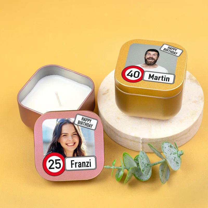 Kerze zum Geburtstag mit Foto, Name & Alter personalisiert | Mini Duftkerze im Verkehrszeichen Look