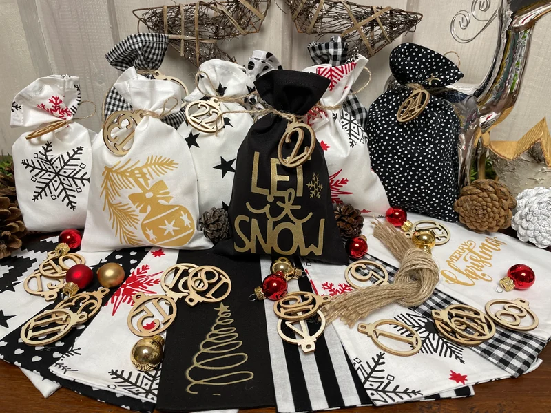 Adventskalender,Landhausstil Adventskalender zum Befüllen, 24 Säckchen zum Advent , Adventskalender Zahlen aus Holz, schwarz /weiß