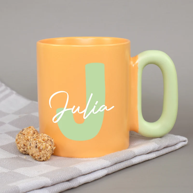 Personalisierte Tasse mit Initiale & Name | Bunter Porzellan Kaffeebecher von Ritzenhoff & Breker