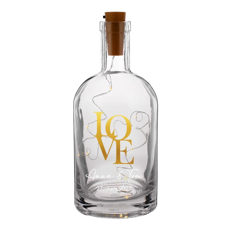 Personalisierte LED Karaffe mit goldenem LOVE-Motiv für Paare | Für Hochzeit & Valentinstag
