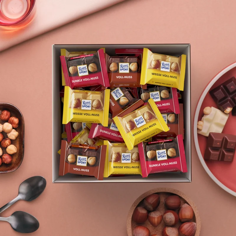 Ritter Sport mini Voll-Nuss Mix, weiße, dunkle & Vollmilchschokolade, 1,1 kg (66 Stück)