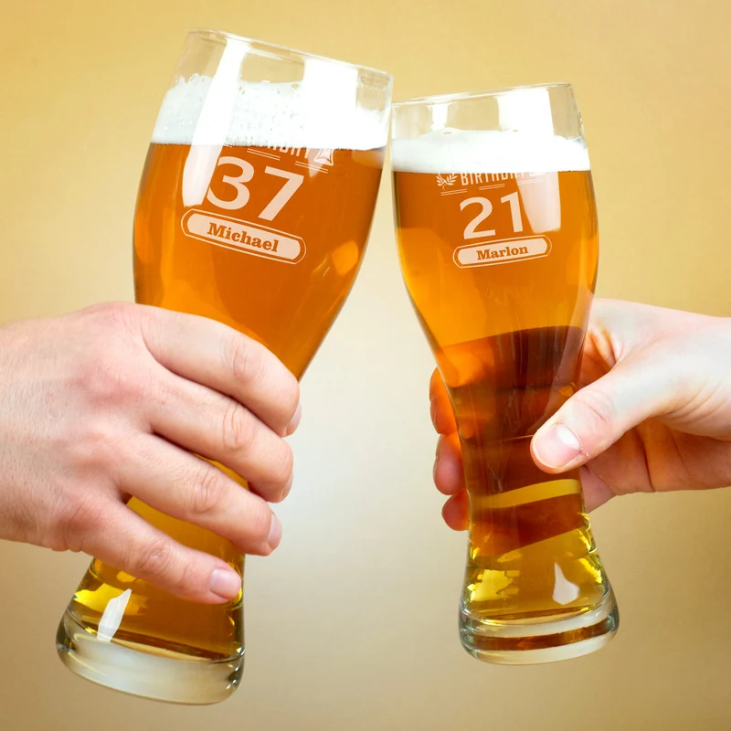 Weizenglas Happy Birthday mit persönlicher Gravur in zwei Größen