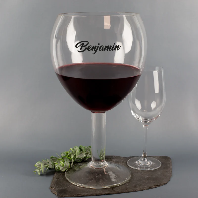 XXXL Weinglas 3L mit Name personalisiert | Riesiges Weinglas als witziges Geschenk & Dekoidee