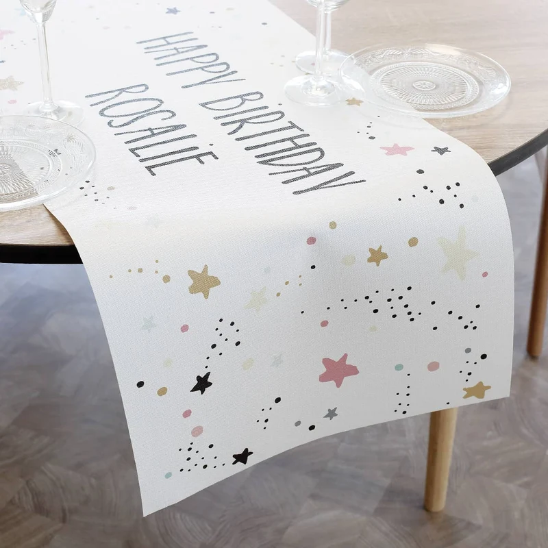 Tischläufer zum Geburtstag mit Sternen und Name bedruckt