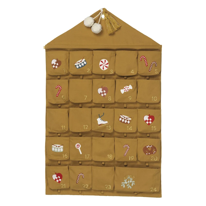 Wand-Adventskalender aus Bio Baumwolle mit Einstecktaschen, gestickte Motive