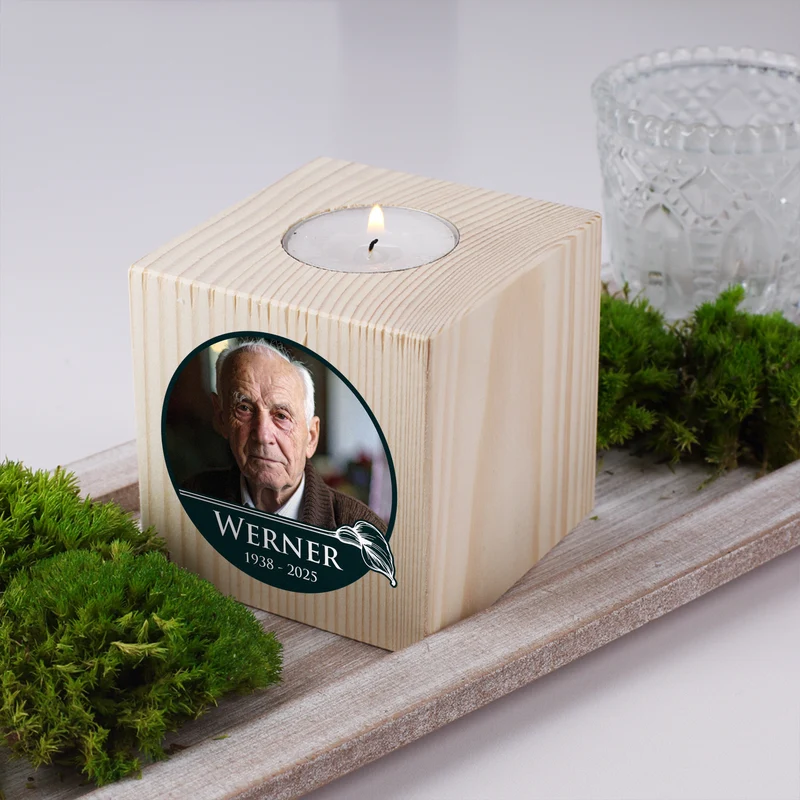 Personalisierter Teelichthalter als Trauerkerze mit Foto | Calla-Motiv