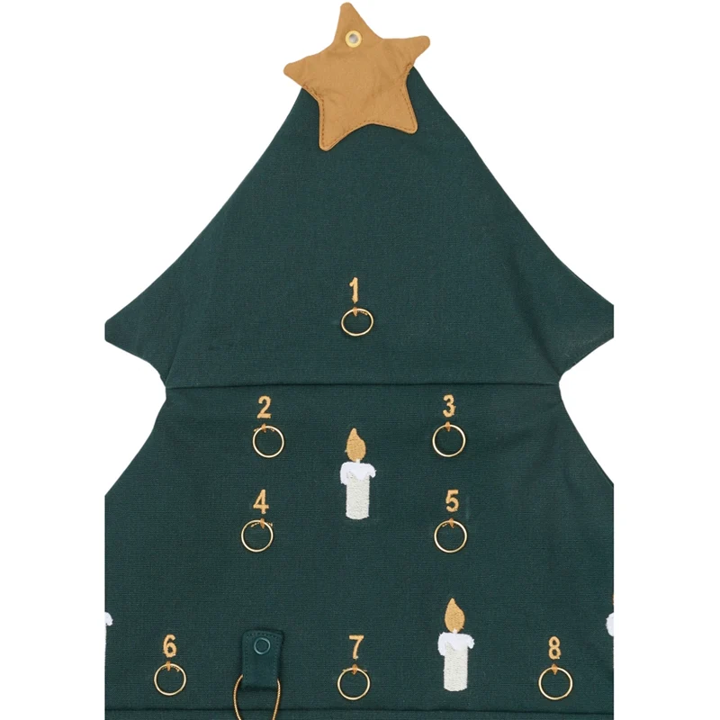Adventskalender Weihnachtsbaum aus Bio Baumwolle, gestickte Motive