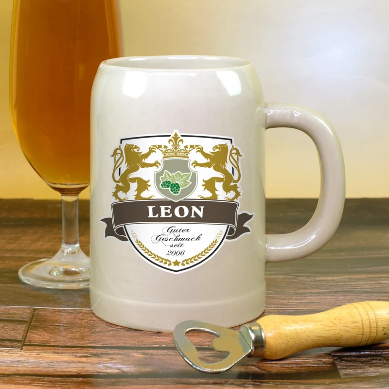Keramik Bierkrug 'Löwen' personalisiert mit Name & Jahr | Steingut Bierglas 0,5 oder 1 Liter