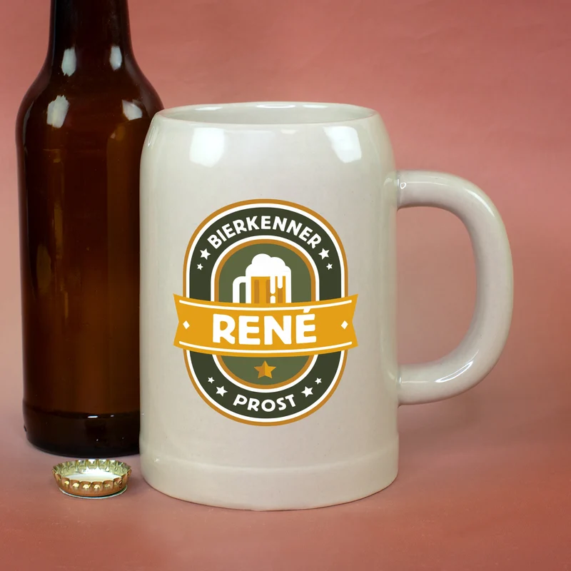 Steingut Bierkrug 'Bierkenner' personalisiert mit Name | Keramik Bierglas 0,5 oder 1 Liter