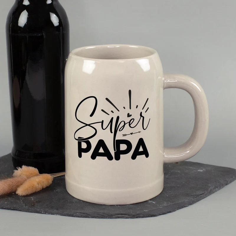 Steingut Bierkrug 'Super Papa' als Geschenk für Väter | Keramik Bierglas 0,5 oder 1 Liter