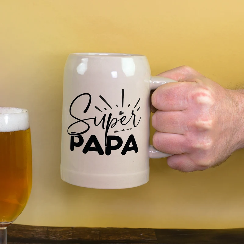 Steingut Bierkrug 'Super Papa' als Geschenk für Väter | Keramik Bierglas 0,5 oder 1 Liter