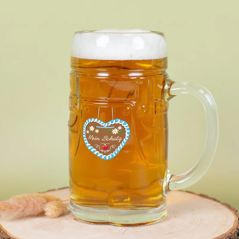 Bierkrug in Lederhosenoptik personalisiert mit Name und Lebkuchenherz Motiv | Bierglas 0,5l