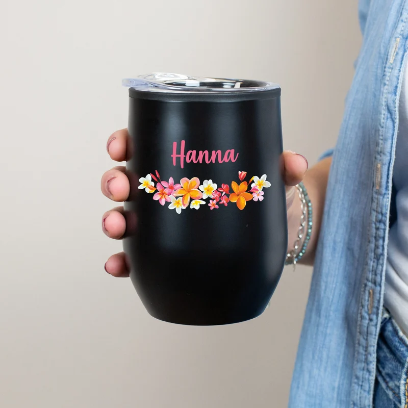 Thermobecher personalisiert mit Name und Blumenmotiv in schwarz oder weiß | Geschenk für Frauen