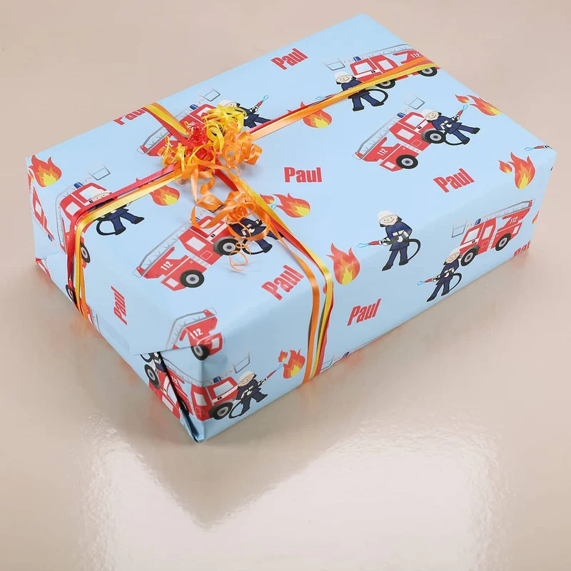 Geschenkpapier für kleine Feuerwehrmänner mit Wunschname