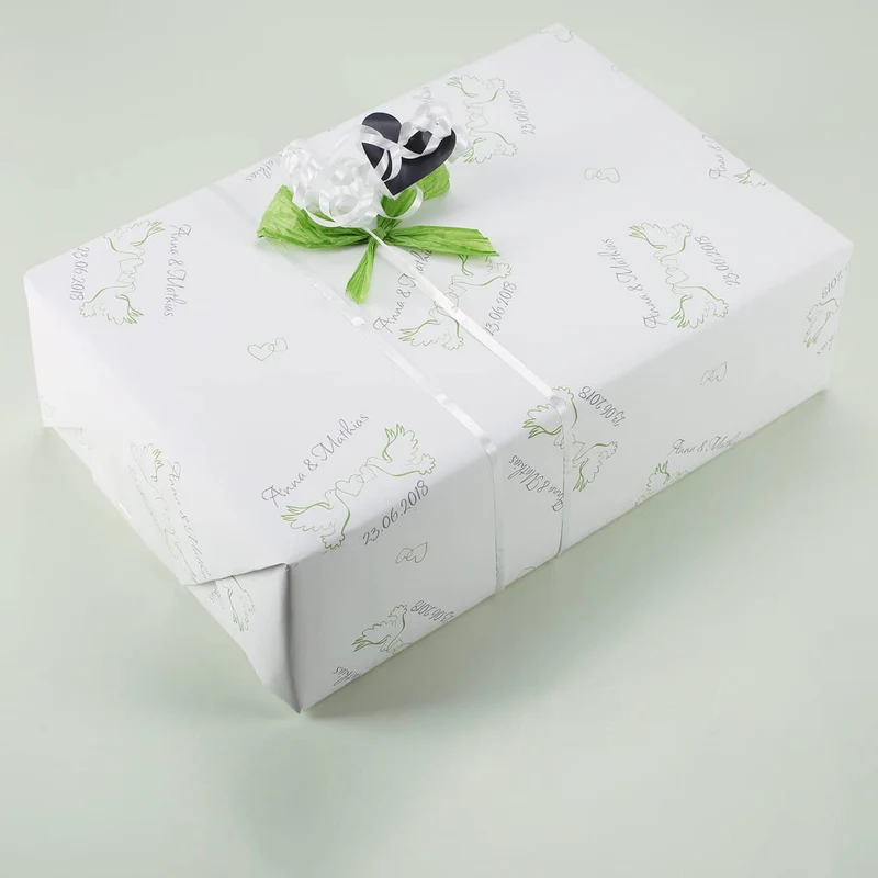 Geschenkpapier zur Hochzeit mit Taubenmotiv