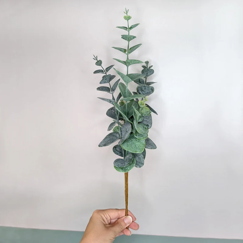 Künstlicher Eukalyptus Zweig als Dekoration | Hochwertige Kunstpflanze | 38 cm