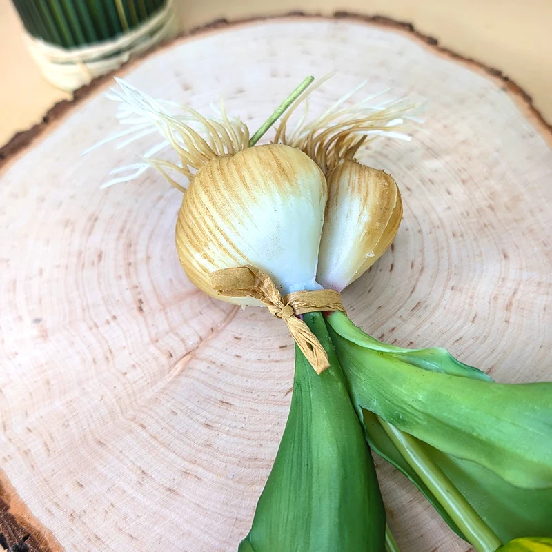 Seidenblumen Tulpen mit Zwiebeln | Hochwertige Kunstblumen in 2 Farben | 18 cm