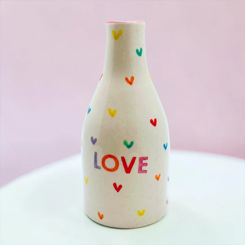 Noï Keramikvase Lovehearts