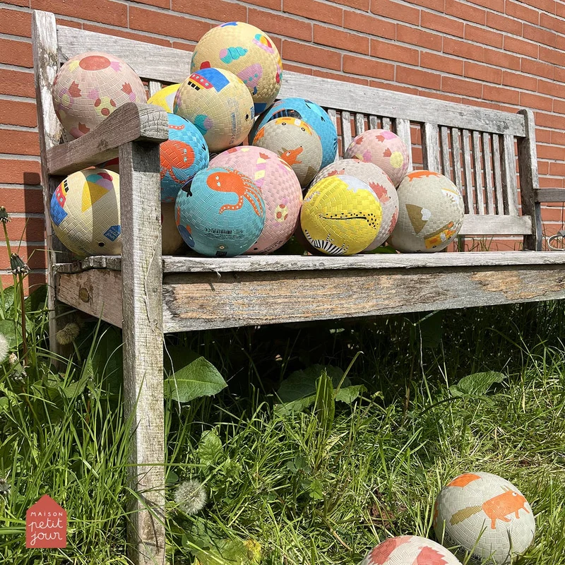 Petit Jour - Kautschukball groß „auf dem Spielplatz“