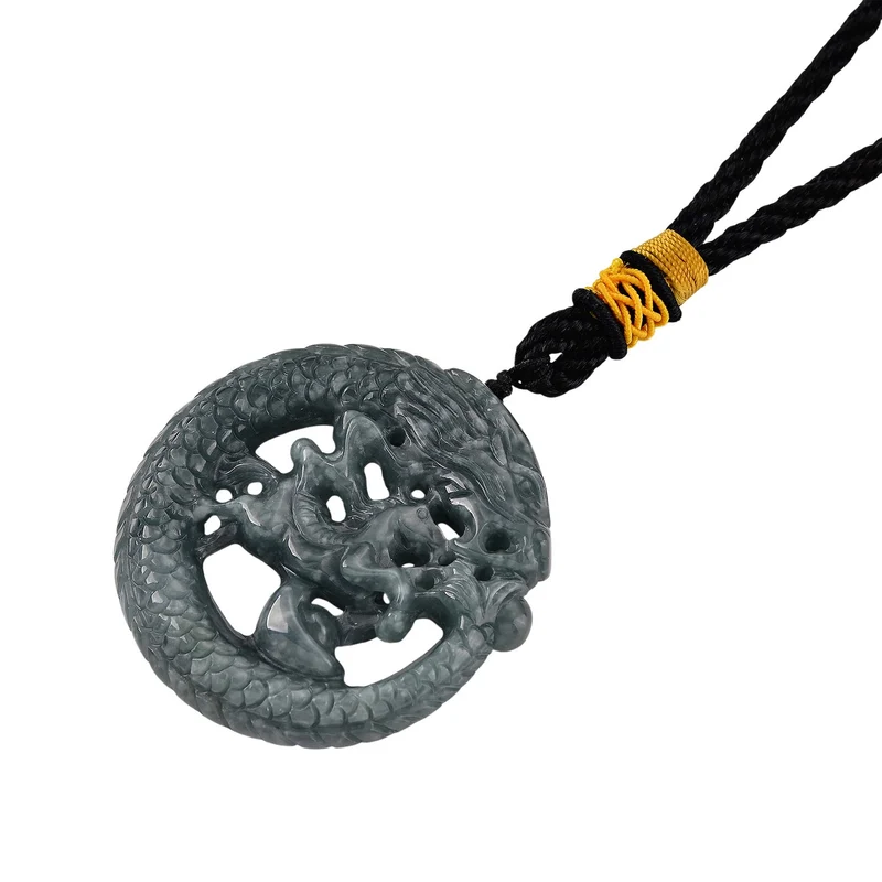 Olmeken-Jadeit Typ A Hängedekoration mit Drachen- und Pferdemotiv, 45mm - 200 ct.