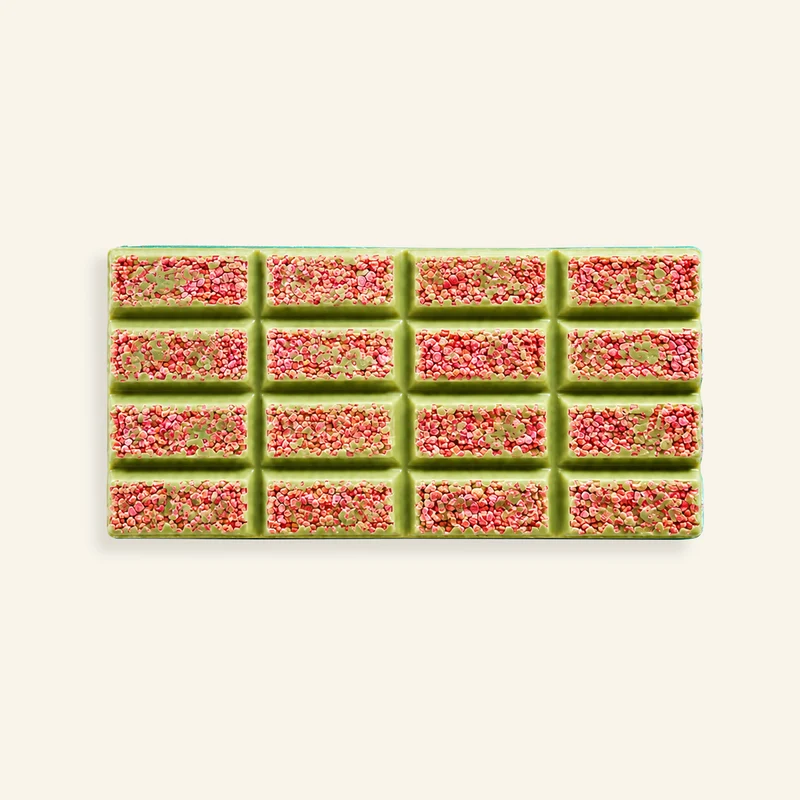 MATCHA ERD­BEER TAFEL