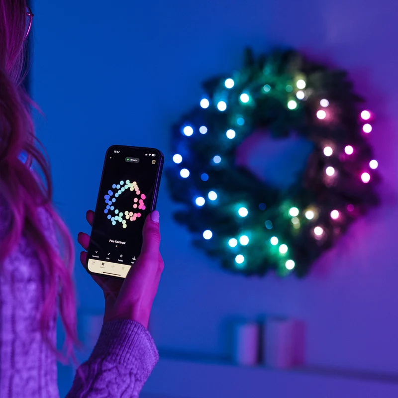 Pre-lit Wreath