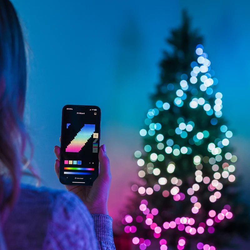 Pre-lit Tree