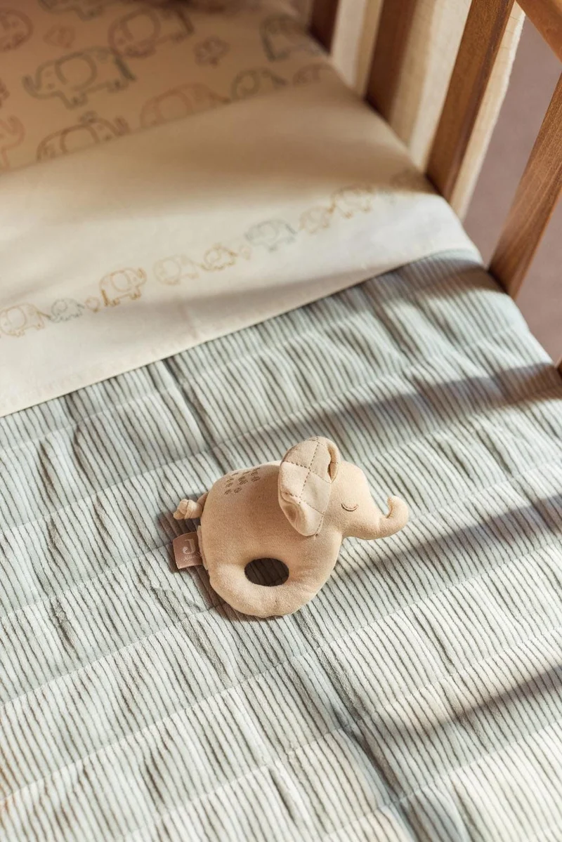 Babyrassel mit Ring – Elefant