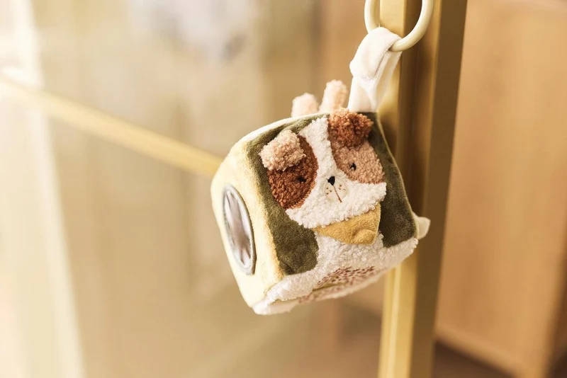 Motorikwürfel Babyspielzeug aus Stoff