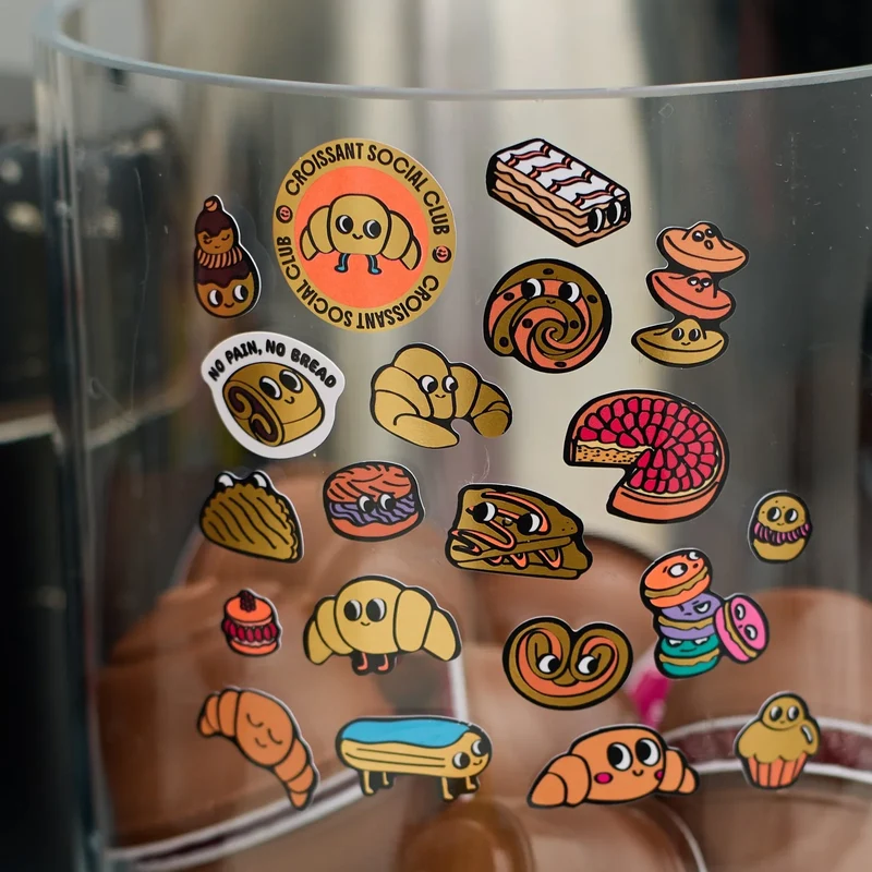 Sticker „Iconic Croissants“ | ikonisch & französisch | OMY