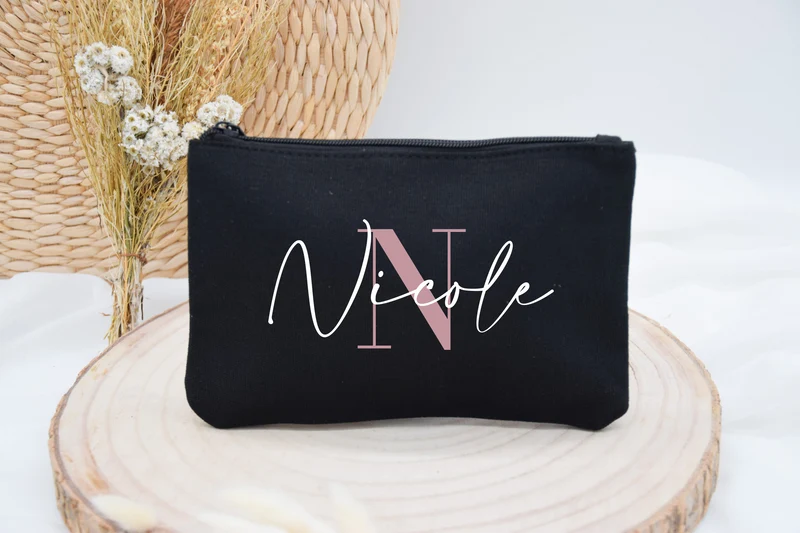 Personalisierte Kosmetiktasche mit Namen und Intital