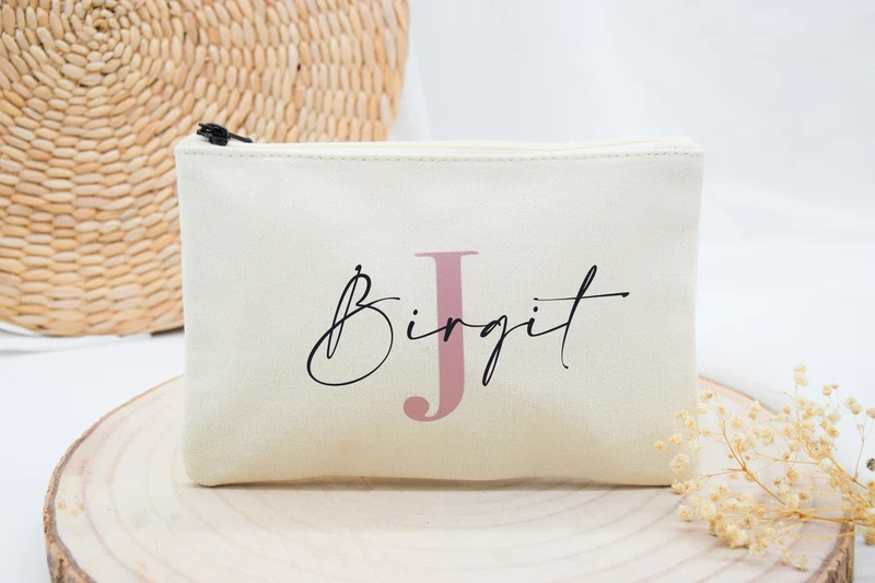Personalisierte Kosmetiktasche mit Namen und Intital