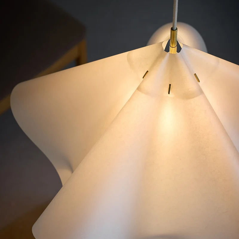 Sinuate Pendant