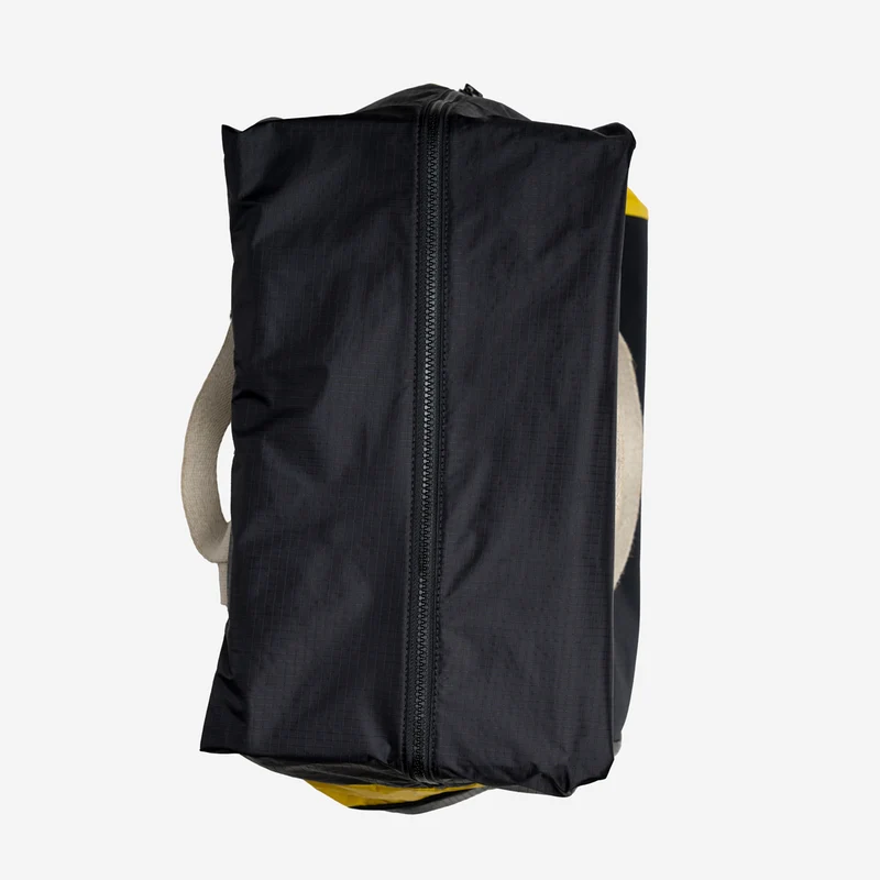 The New Stash Bag L Black & Sunflower