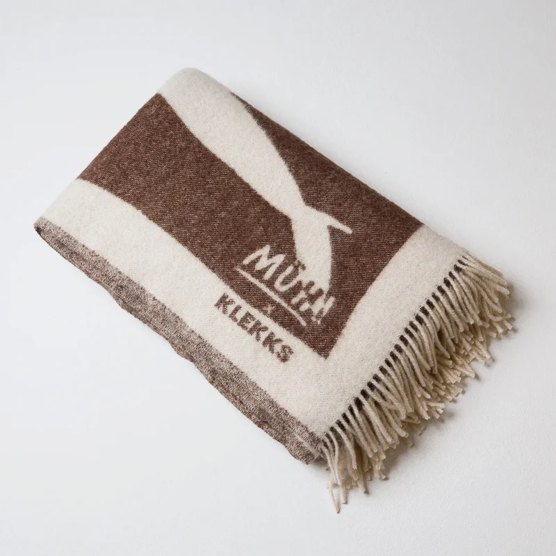 Klekks × Hannah.Muehi No. 31 Wolldecke