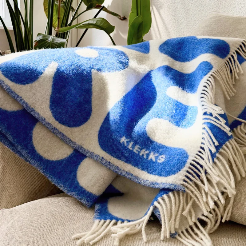 Klekks No. 11 Amore Blue Wolldecke