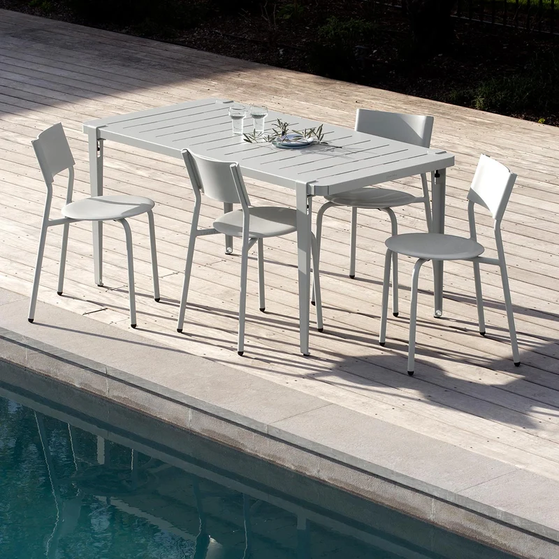 Outdoor Table – MIDI Collection
