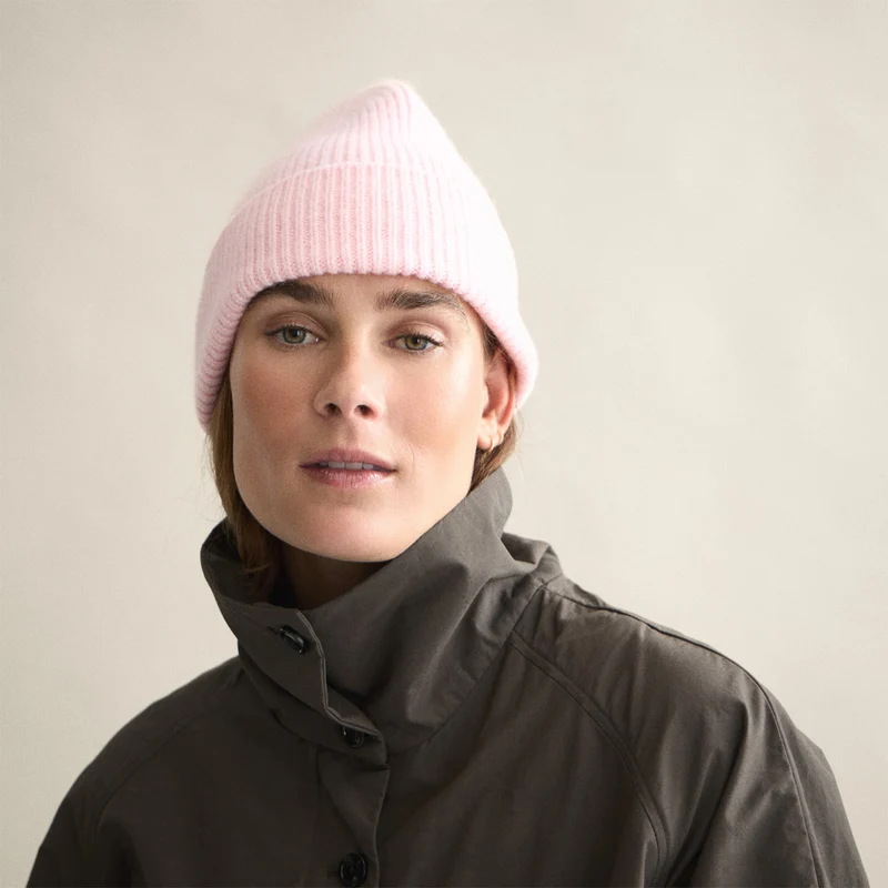 Beanie Blush