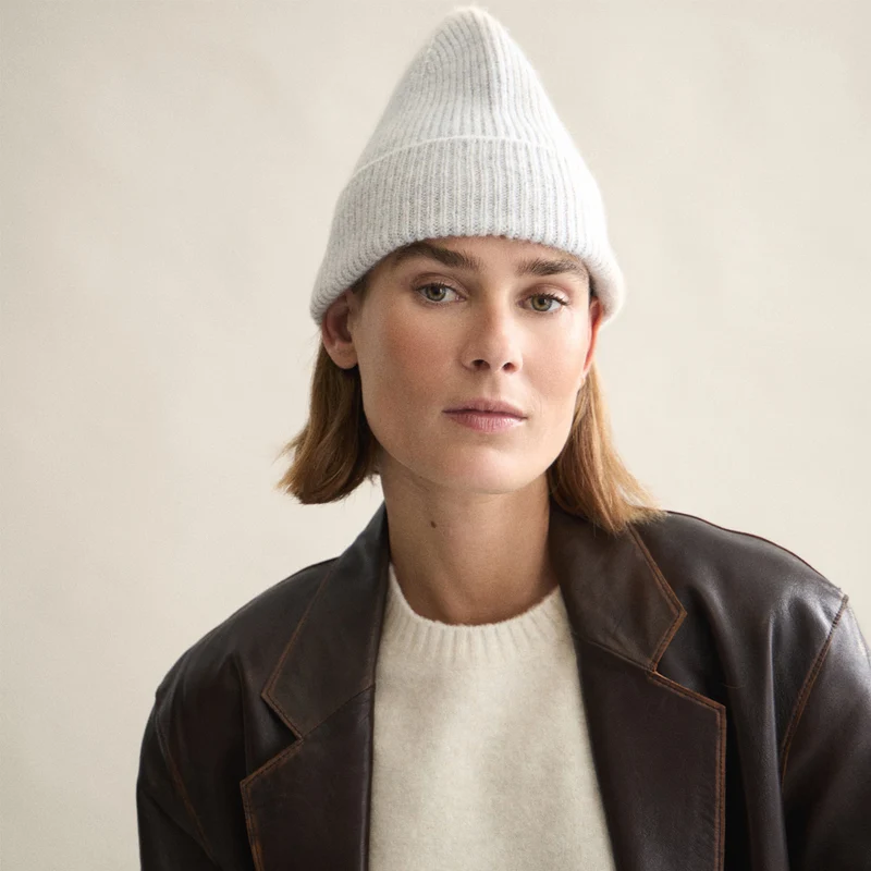 Beanie Irridescent
