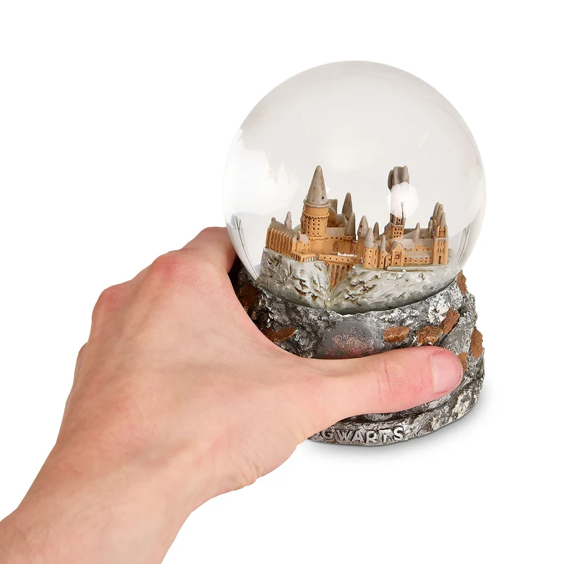 Harry Potter - Hogwarts Schneekugel