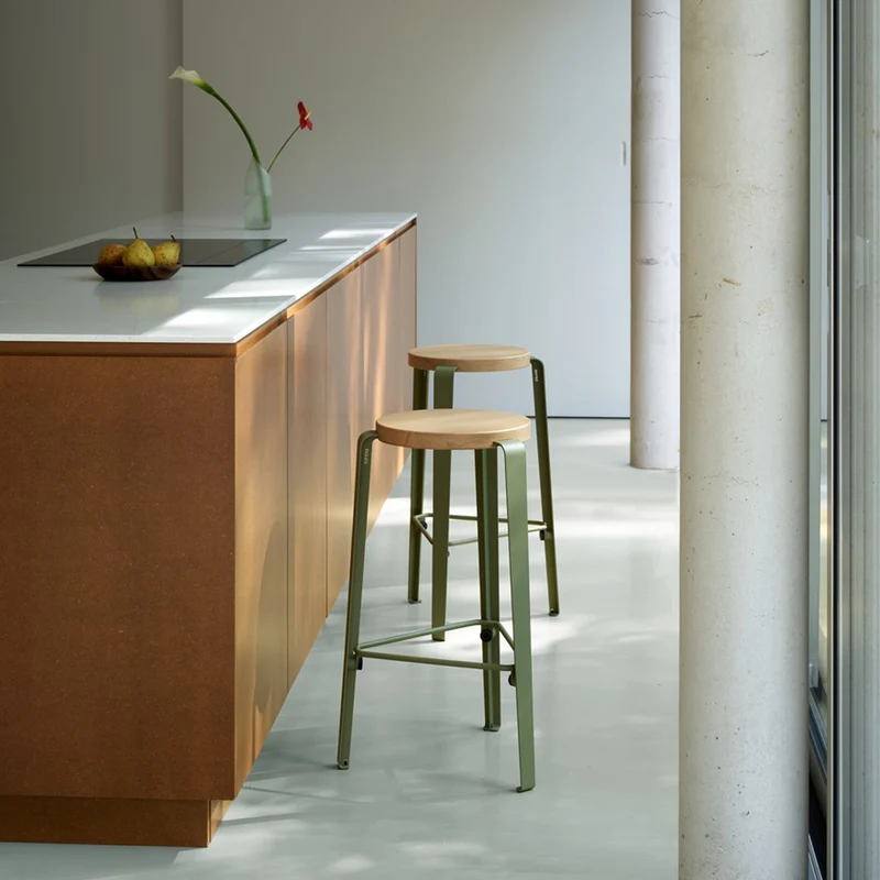 BIG LOU Bar Stool