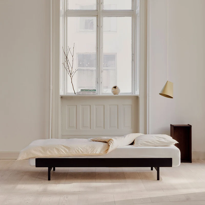 MOEBE Bed 90cm