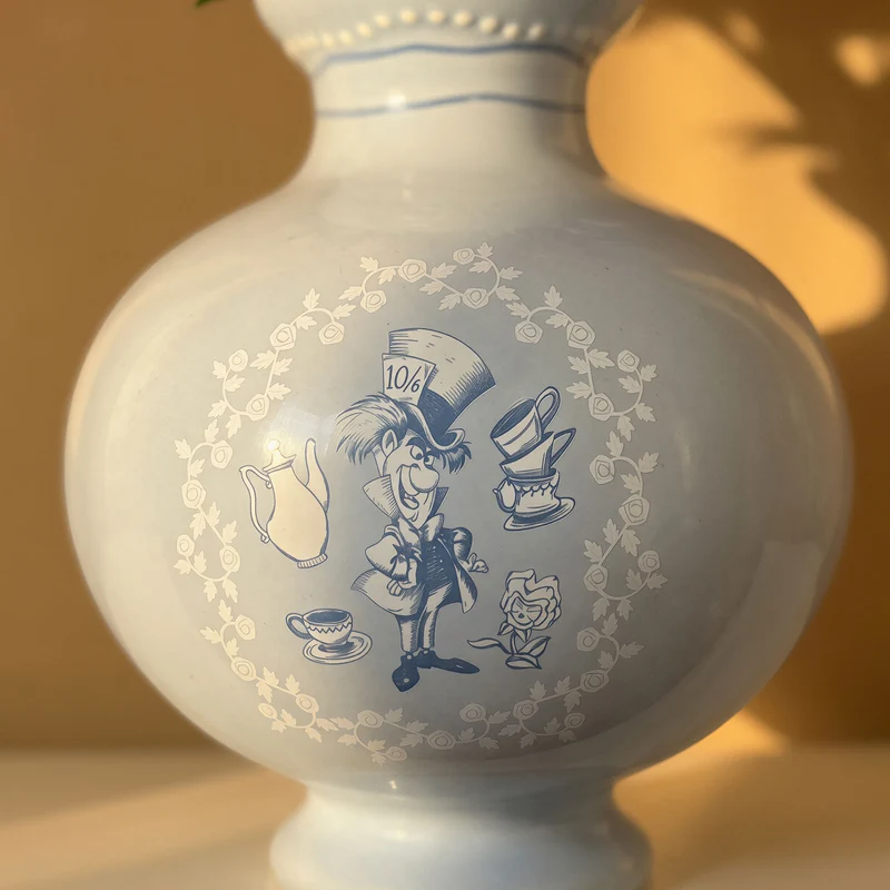 Alice im Wunderland - Vase