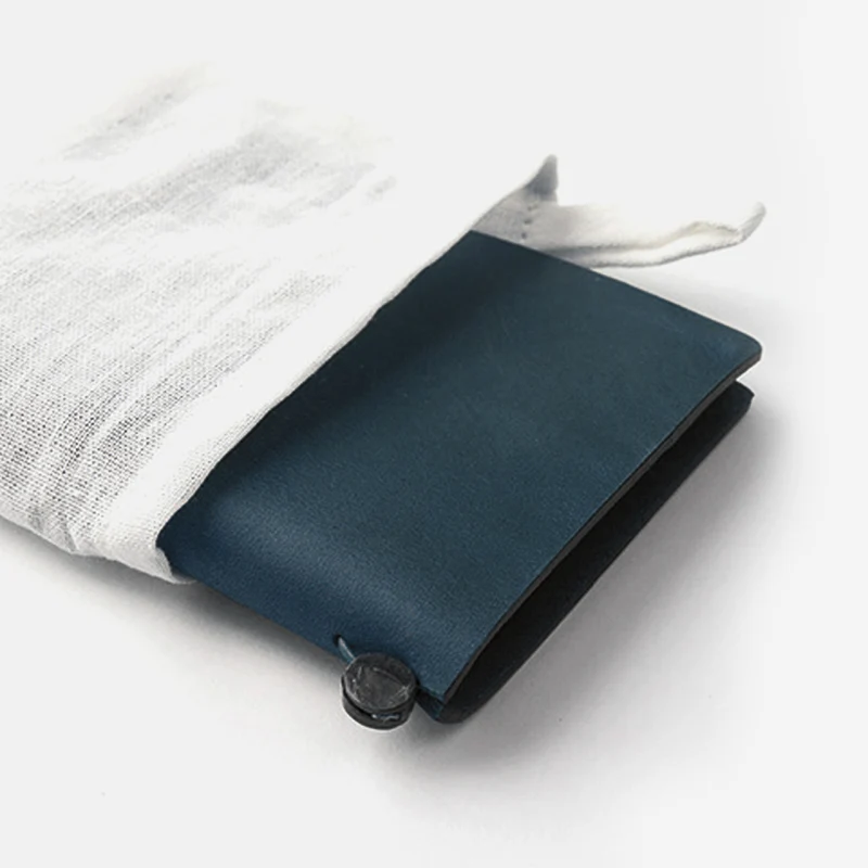 TRAVELER'S Notebook Passport Size Blue
