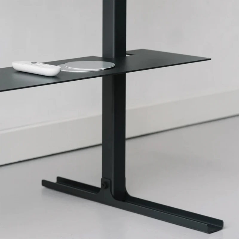 Straight Tall TV-Ständer