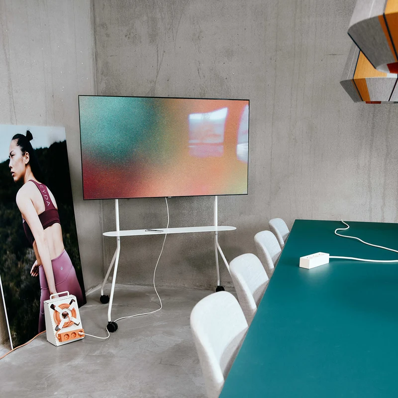 Moon PRO TV-Ständer