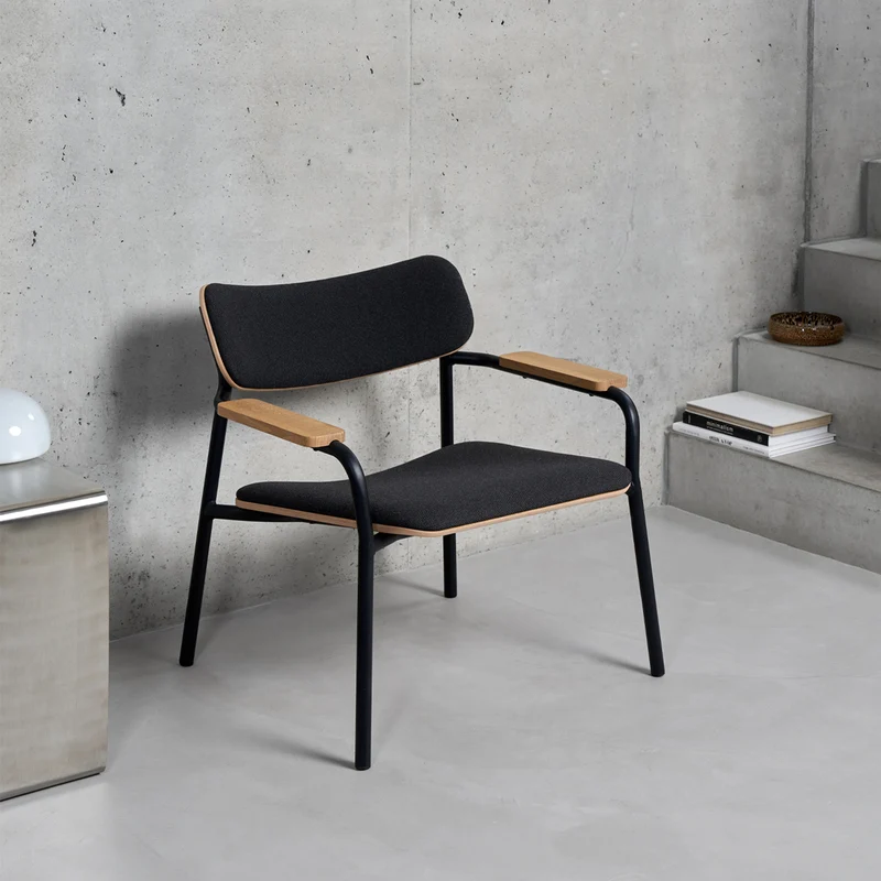Etude Lounge Armchair gepolstert
