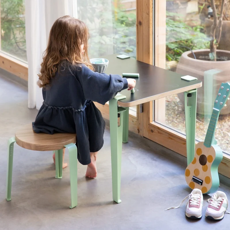 MINI LOU kids stool – Eiche